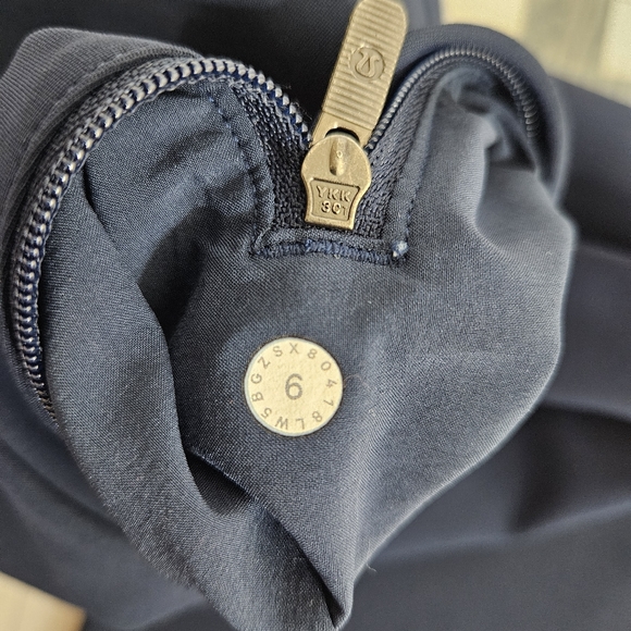 Lululemon On The Move Pant Womens Size 6 Navy Blue Tailored Mid Rise Athleisure - Picture 14 of 16